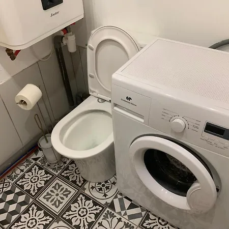 Chambre Avec Salle De Bain Et Cuisine Privee Centre Ville Historique Avec Climatisation Et Patio Burdeos Exterior foto